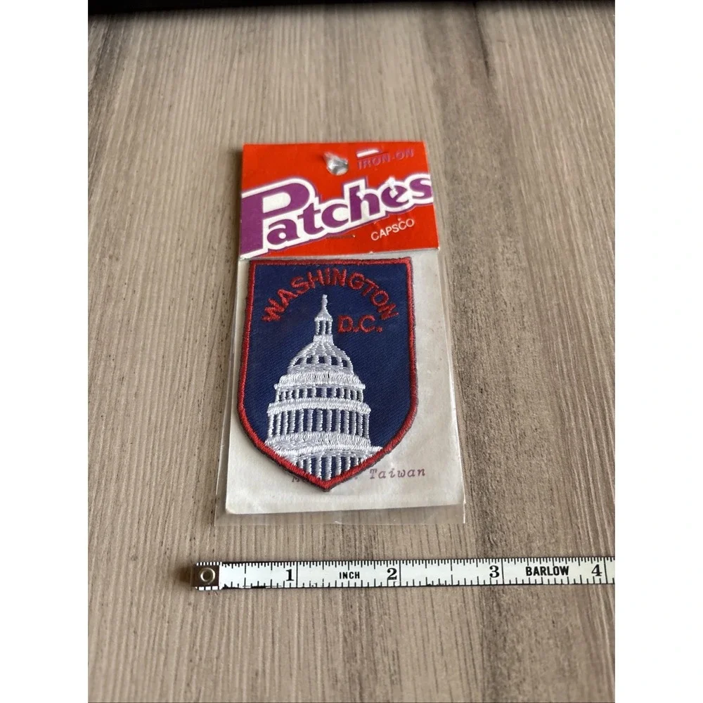 New On Card Vintage Voyager Washington DC Patch Embroidered Sew Iron Travel